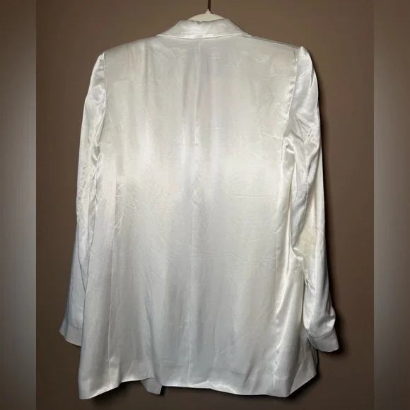 Zara White Satin Blazer - Picture 3 of 3